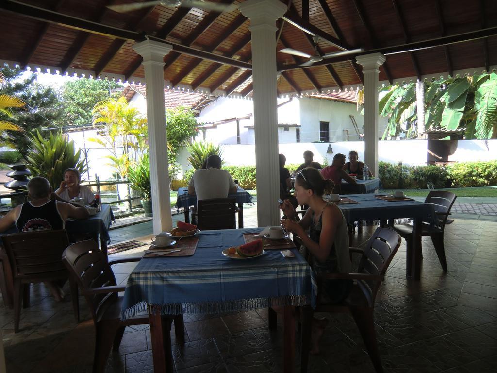 The Oasis Villa Hikkaduwa Kültér fotó