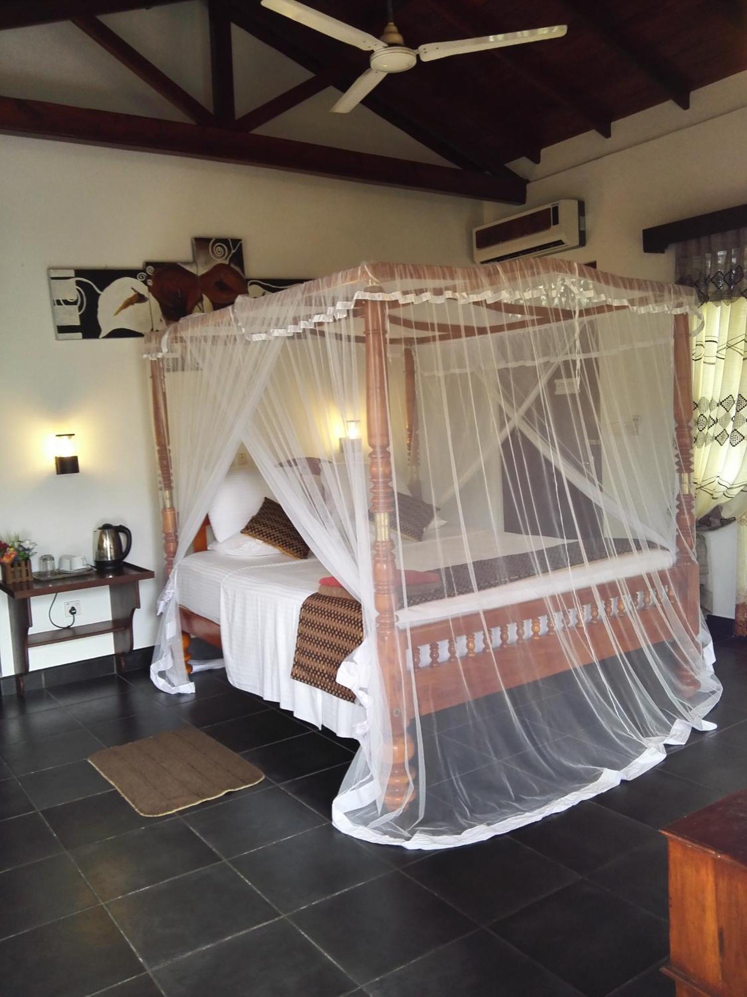 The Oasis Villa Hikkaduwa Kültér fotó